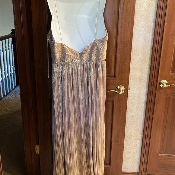 NWT Mac Duggal Metallic Ruched A-Line Gown Size 16 - Picture 4 of 16